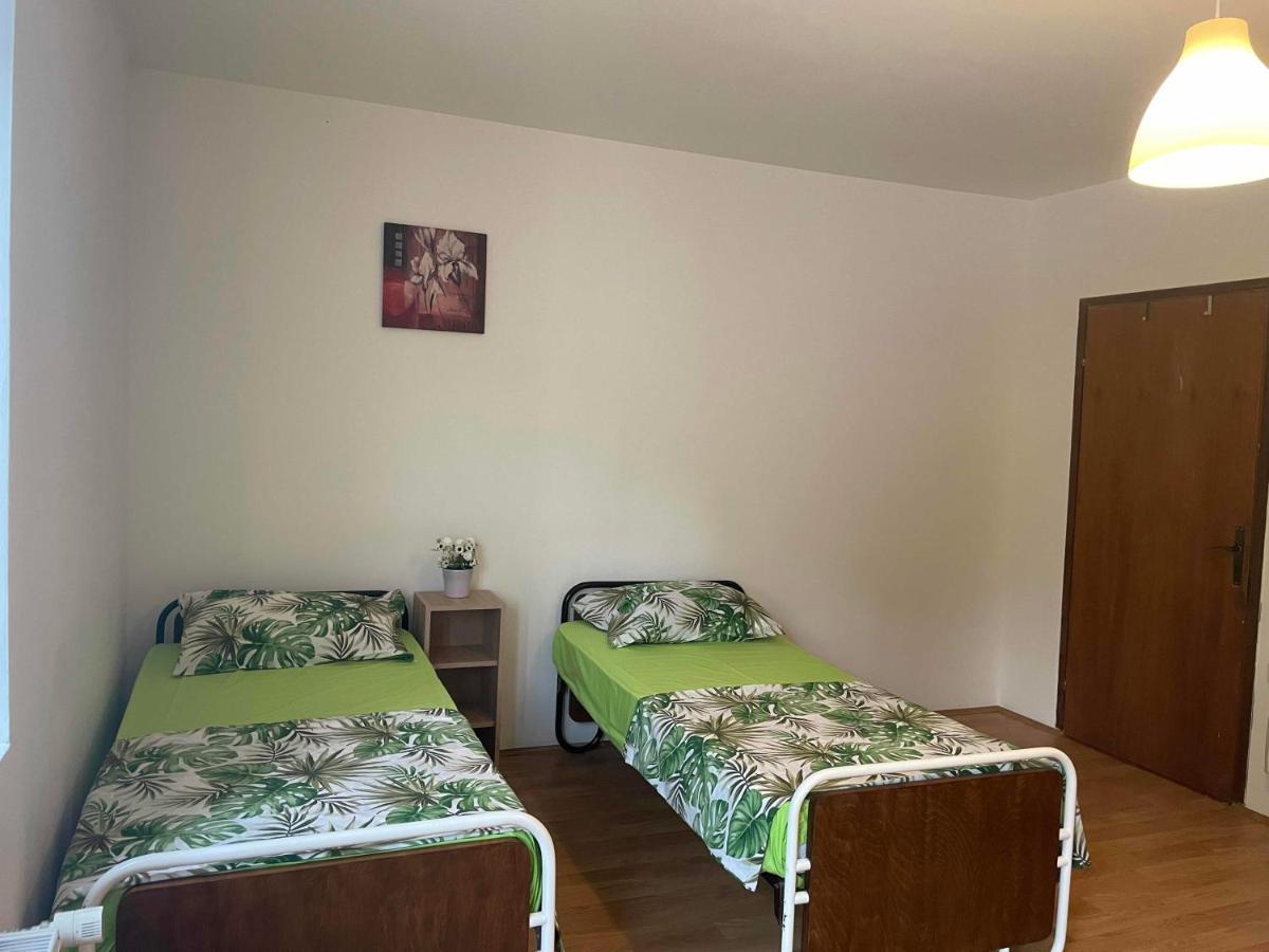 Hostel Drenak Gornje Rataje Esterno foto