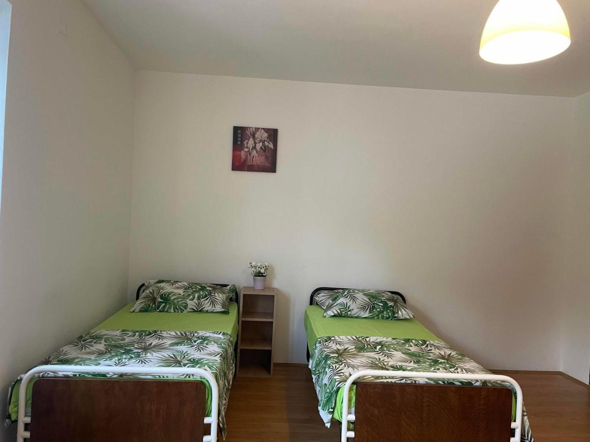 Hostel Drenak Gornje Rataje Esterno foto